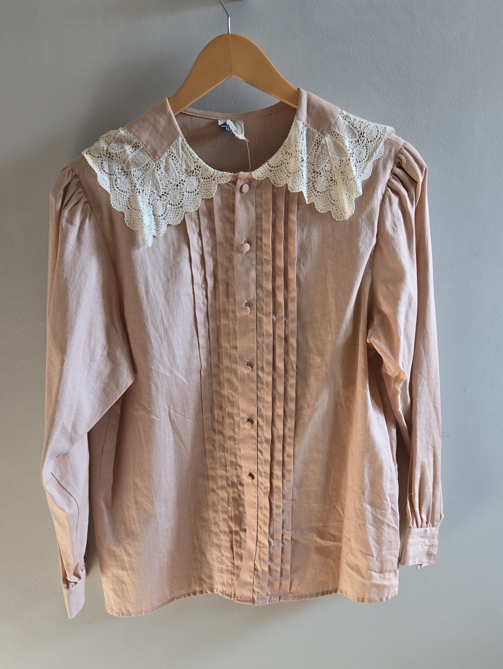 Vintage 80s J. G. Hook Button Down Tuxedo Style Dusty Rose Blouse